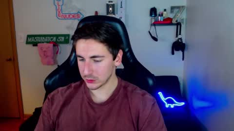 Snapshot of zach_rhyder chatting on 6, 1, 2025 Zach Rhyder online show from 6, 1, 2025