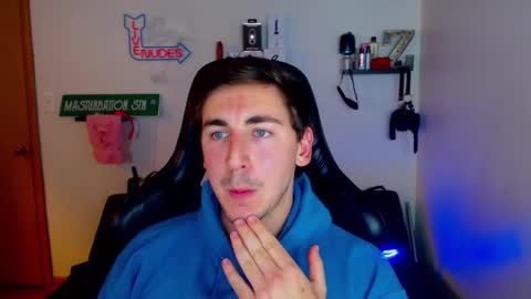 Snapshot of zach_rhyder chatting on 18, 2, 2025 Zach Rhyder online show from 18, 2, 2025