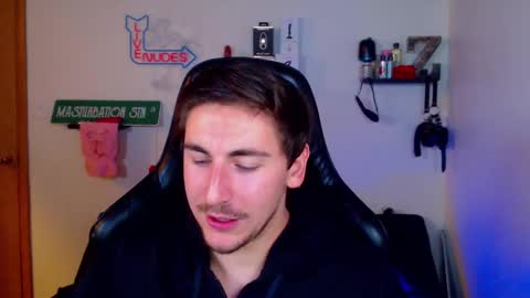 Snapshot of zach_rhyder chatting on 3, 3, 2025 Zach Rhyder online show from 3, 3, 2025