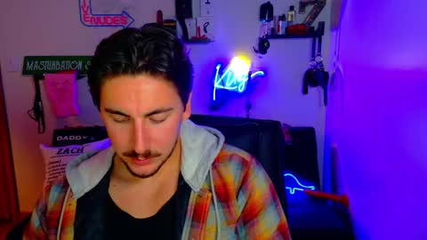 Snapshot of zach_rhyder chatting on 27, 10, 2025 Zach Rhyder online show from 27, 10, 2025