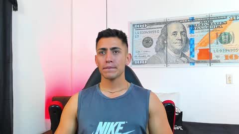 Snapshot of zachpri20 chatting on 18, 12, 2024 zachpri20 online show from 18, 12, 2024