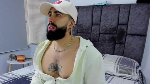 Snapshot of zack_froone chatting on 5, 2, 2025 Richard online show from 5, 2, 2025