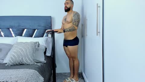 Snapshot of zack_froone chatting on 20, 10, 2025 Richard online show from 20, 10, 2025