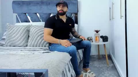 Snapshot of zack_froone chatting on 26, 11, 2025 Richard online show from 26, 11, 2025