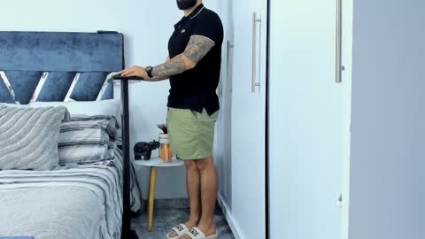 Snapshot of zack_froone chatting on 28, 11, 2025 Richard online show from 28, 11, 2025