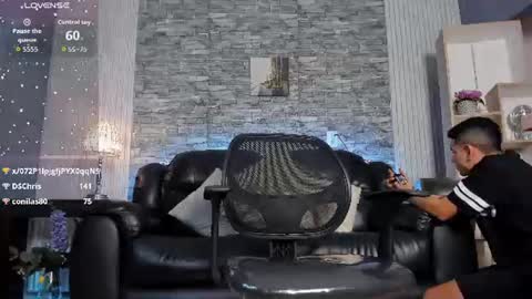 zack_joness10 online show from 14, 6, 2026