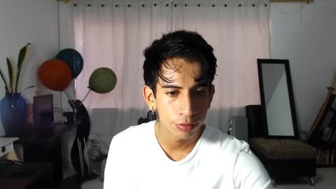 Snapshot of zack_kingg chatting on 31, 12, 2024 Zack King online show from 31, 12, 2024