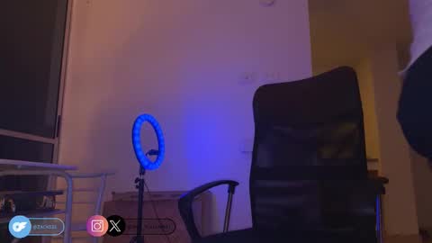 zack_sullivan22 online show from 20, 10, 2025