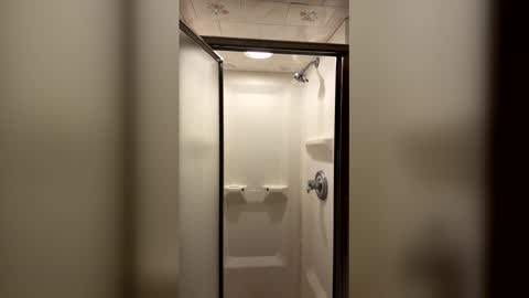 zackharden45 online show from 14, 4, 2026