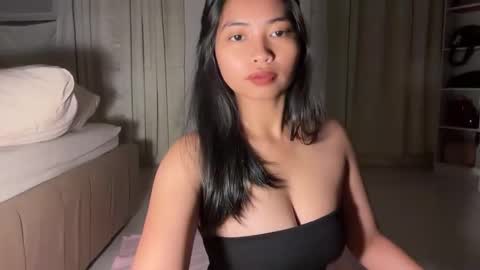 zafarina_69 online show from 10, 3, 2026