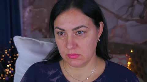 Zafiramoonn online show from 3, 11, 2025