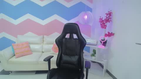 Zahira  online show from 27, 2, 2026