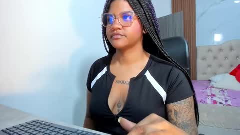zahra_rose online show from 19, 12, 2025