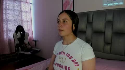 Snapshot of zaida_1 chatting on 2, 6, 2026 Zaida online show from 2, 6, 2026