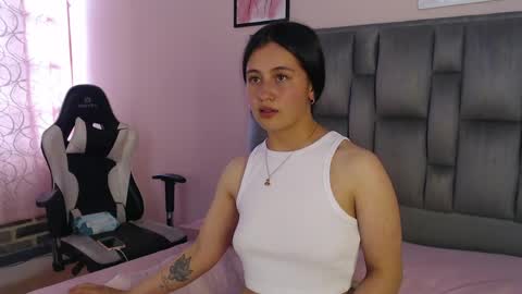 Snapshot of zaida_1 chatting on 3, 6, 2026 Zaida online show from 3, 6, 2026