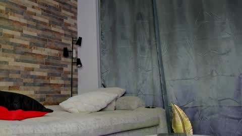 INSTAGRAM yormanfit7 online show from 21, 1, 2025