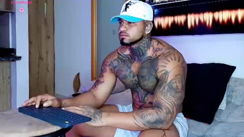 INSTAGRAM yormanfit7 online show from 11, 7, 2026