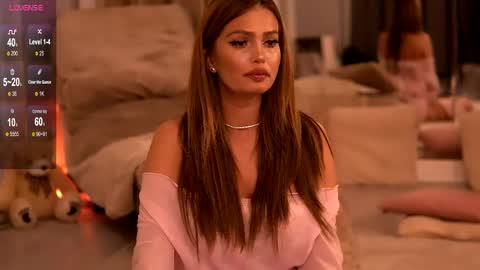 Zaira online show from 9, 6, 2026