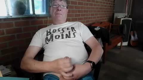 Snapshot of zalinger chatting on 19, 6, 2026 zalinger online show from 19, 6, 2026