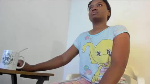 Snapshot of zamara__ chatting on 22, 9, 2025 Zamara online show from 22, 9, 2025