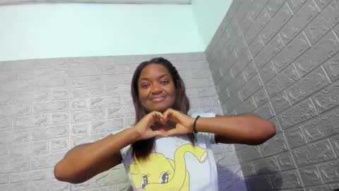 Snapshot of zamara__ chatting on 12, 5, 2026 Zamara online show from 12, 5, 2026