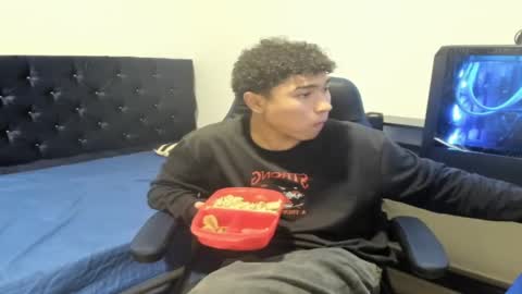 Snapshot of zammcito_ chatting on 4, 12, 2024 zamm online show from 4, 12, 2024