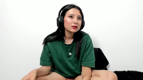 Snapshot of zammii69 chatting on 11, 10, 2025 zammii69 online show from 11, 10, 2025