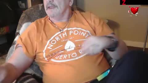 Snapshot of zander007 chatting on 20, 12, 2025 zander007 online show from 20, 12, 2025