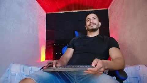 zanemaverick online show from 25, 4, 2026