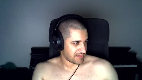 Snapshot of zaneygee1995 chatting on 4, 8, 2026 zaneygee1995 online show from 4, 8, 2026