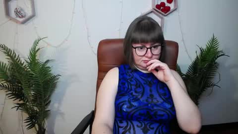 zannadreil online show from 13, 4, 2026