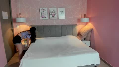 Zara Sweet  online show from 8, 1, 2025