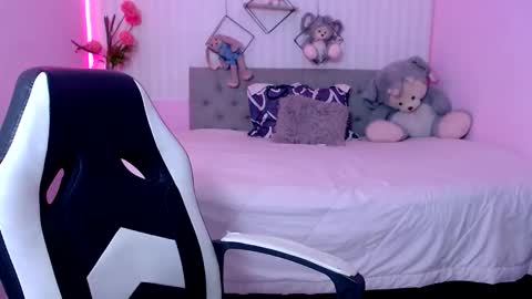 Zara online show from 6, 4, 2026