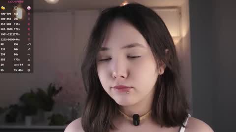 Snapshot of zara_shine chatting on 21, 12, 2025 Criss online show from 21, 12, 2025