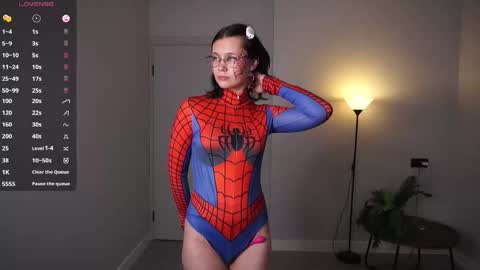 Snapshot of zara_shine chatting on 5, 2, 2026 Criss online show from 5, 2, 2026