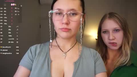 Snapshot of zara_shine chatting on 8, 3, 2026 Criss online show from 8, 3, 2026