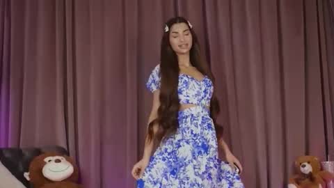 zariaavera online show from 25, 3, 2026