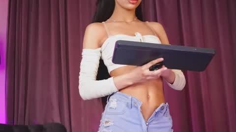 Snapshot of zariaavera chatting on 10, 5, 2026 zariaavera online show from 10, 5, 2026