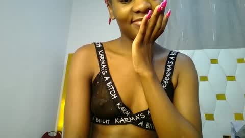 Snapshot of zariah011 chatting on 22, 6, 2026 zariah online show from 22, 6, 2026