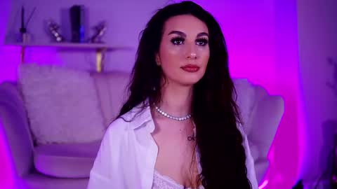 Mira online show from 22, 4, 2026