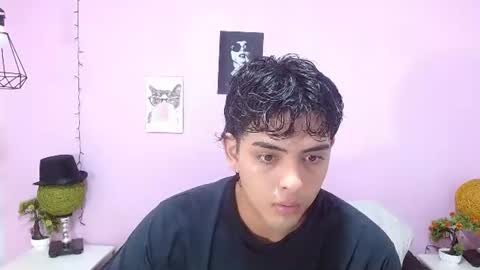 zayne lyon online show from 23, 7, 2026
