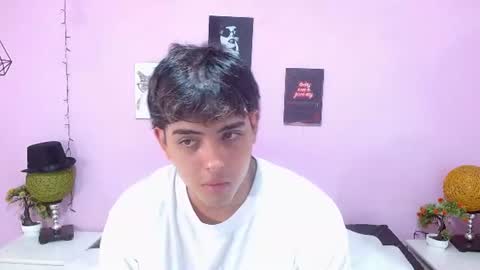 zayne lyon online show from 27, 7, 2026
