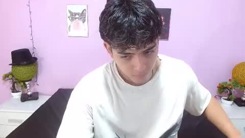 zayne lyon online show from 28, 7, 2026