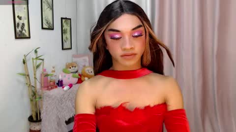 zaynelustts online show from 18, 12, 2025