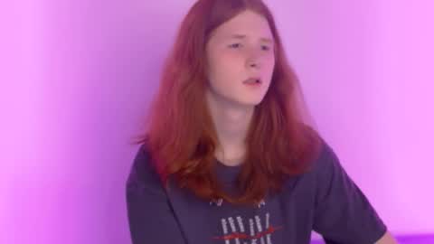 Snapshot of zaynginger chatting on 4, 12, 2025 ZAYN online show from 4, 12, 2025