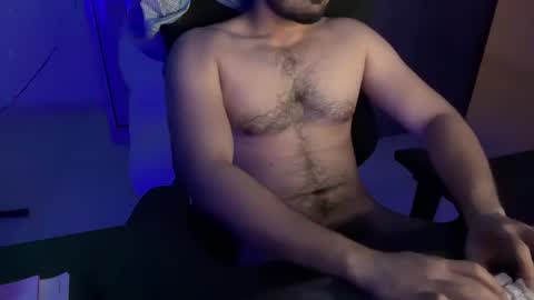 Snapshot of ze_boi chatting on 23, 5, 2026 Ze online show from 23, 5, 2026