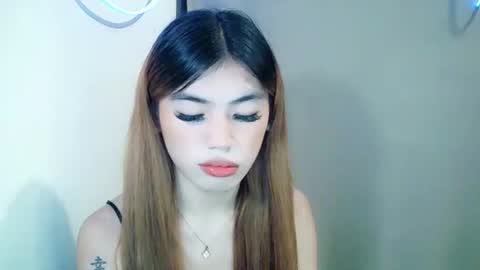 Snapshot of zeah_rev21 chatting on 27, 6, 2026 zeah_rev21 online show from 27, 6, 2026