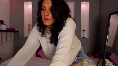 Karolyne online show from 15, 12, 2025