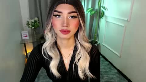 zelainalovetocum online show from 4, 2, 2025