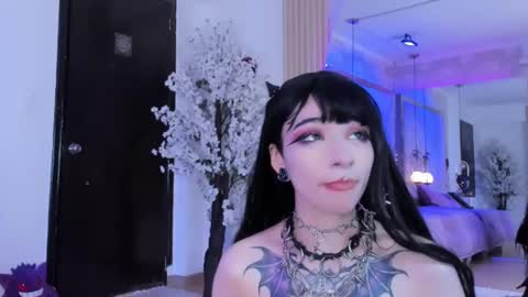 Snapshot of zephirah_abney chatting on 27, 2, 2025 online show from 27, 2, 2025